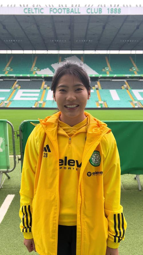 在长春参与勒沃库森足球学院活动，沈梦露发文谈感受