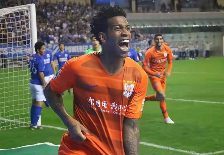 吉尔:在桑托斯的最后两周是生涯最糟糕的时光,有种遭背刺的感觉