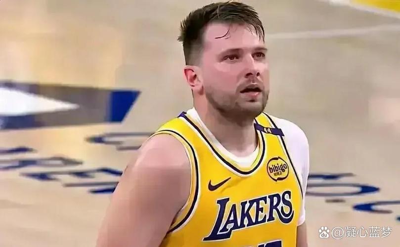 东契奇:有时候必须说一些不想说的话 但这就是成为领袖的一部分