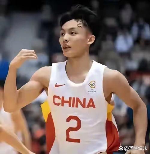 🤨麦坎茨:一旦中国有后卫能做姚易杨做到的事 那将会很可怕