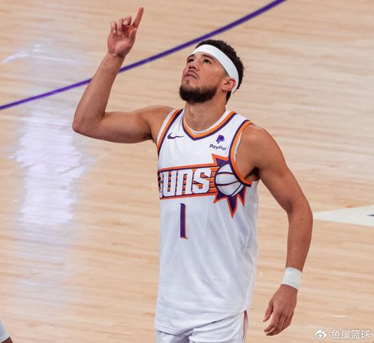 布克谈坚守太阳:还有未完成使命 篮球对这座城市也很重要