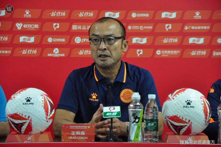 三战全胜!官方:广西平果主教练前田浩二当选中甲8月最佳主教练