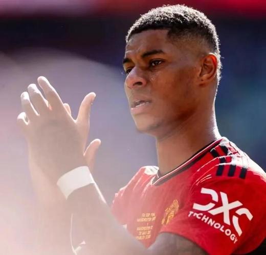 鲁尼：在目前的曼联更衣室，我和基恩都会被解雇、会被指控霸凌