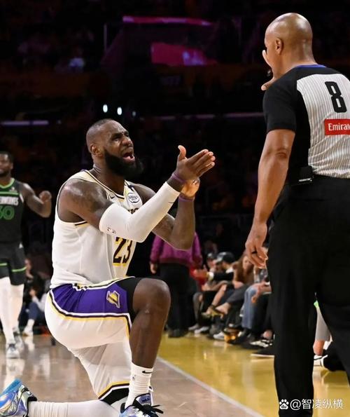拒绝续约！湖人再出狠招，詹姆斯非常被动！