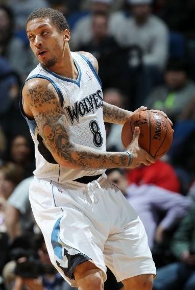 迈克尔比斯利：凯文乐福森林狼时期就是个猛兽经常砍下30+20