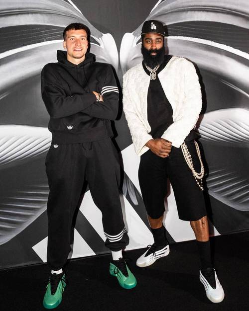 快船晒最新训练照!哈登保罗再次合体,时隔7年联手再冲总冠军