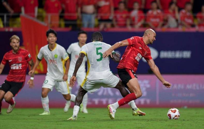 超级外援爆发:狂轰3球,中超第4终于赢了,塞蒂恩终结3连败