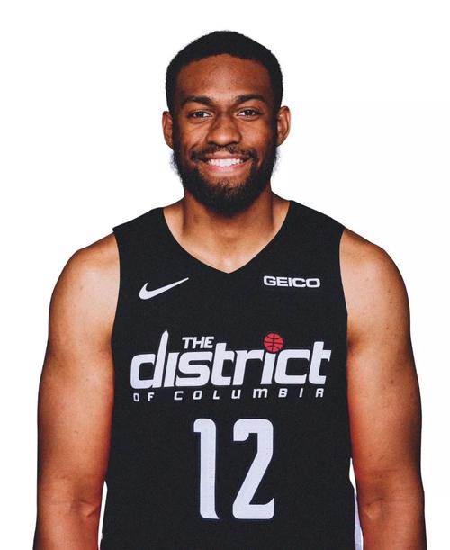 英媒：姆伯莫清楚老东家的防线弱点，他的进球数很快会提升