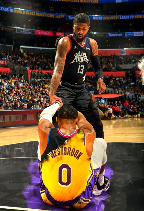 路威：快船给我场边球票和一条龙服务，湖人给我发配到20排