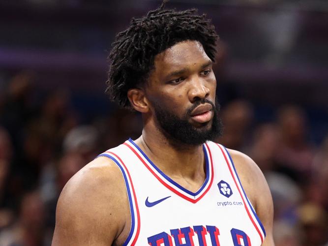 Shams:就连76人内部也不知道恩比德准确的复出时间表