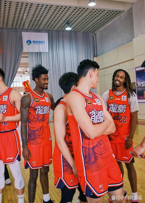 四川队想要交易萨姆纳,广东队是优质下家NBA首轮秀试训龙狮队