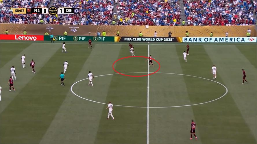 马雷斯卡：比赛就像分成了截然不同的两部分，红牌后急转直下