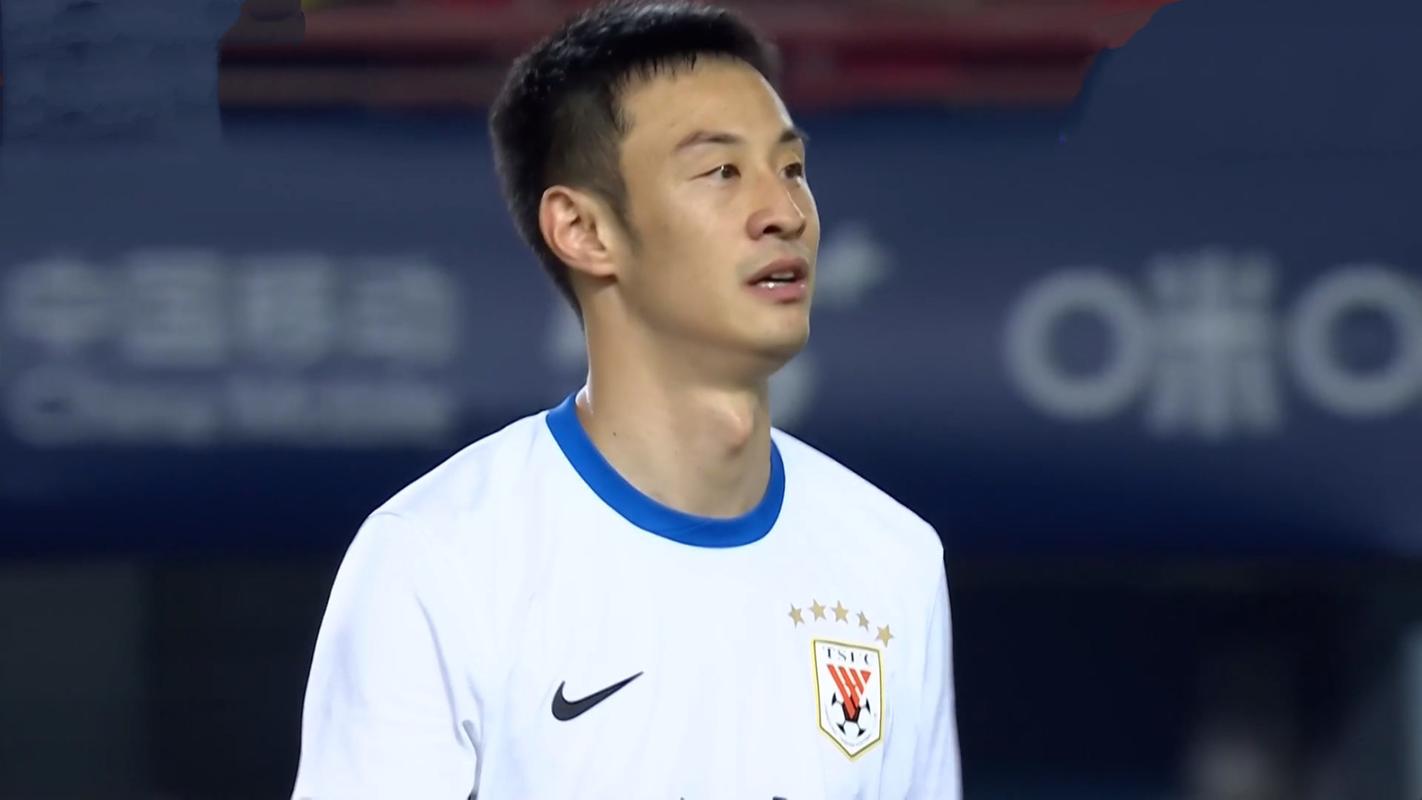 保级生死战,双外对4外!长春亚泰青岛海牛首发出炉,彭欣力反戈