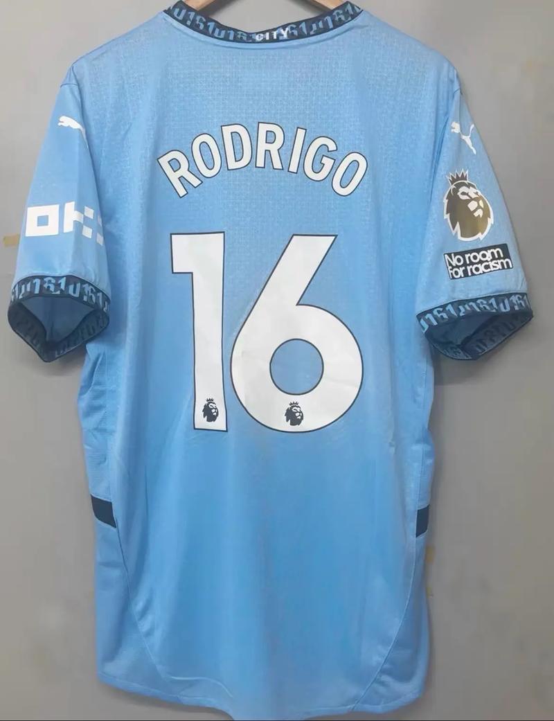 记者:罗德里因状态未恢复缺阵,曼城希望他客战摩纳哥复出