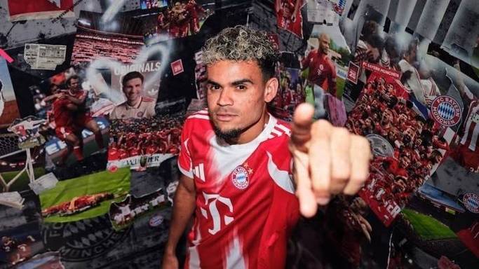 拜仁17岁前锋麦克替补登场迎一线队首秀,德转初始身价150万欧