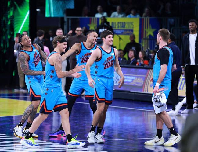 迎来🔥?上赛季出场超25分钟的比赛 谢泼德场均18.8+4.3+3.5+2