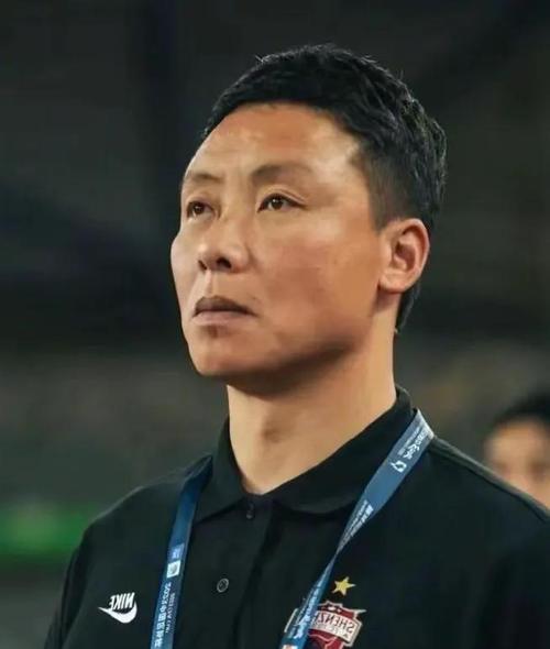 赛季第二次换帅？媒体人：深圳新鹏城换帅，陈涛接手