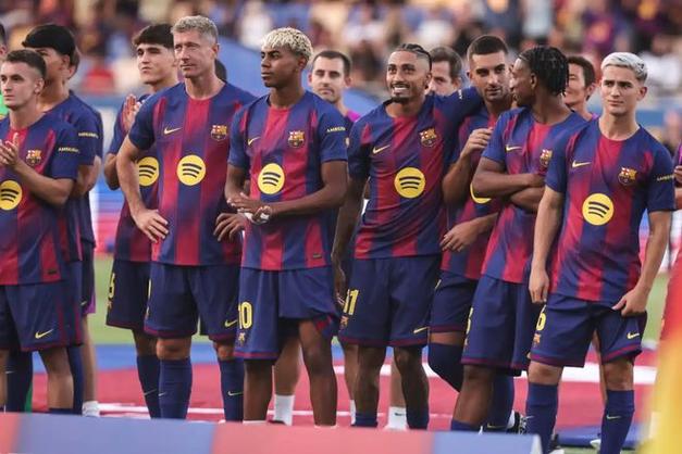 移师迈阿密！马卡：比利亚雷亚尔球迷支持主队vs巴萨在迈阿密比赛