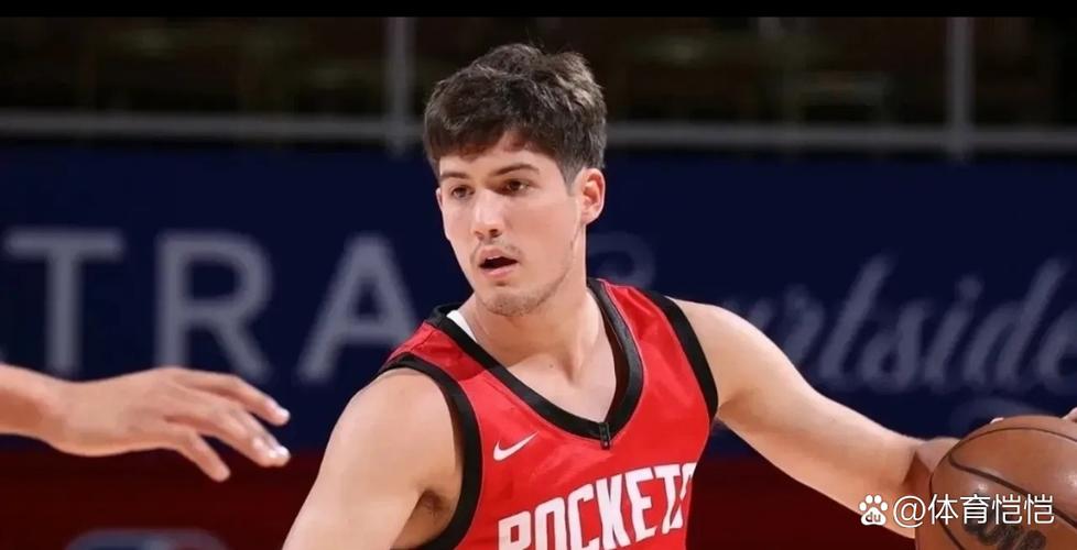 乌度卡：谢泼德是我们球商最高的球员之一 他与阿门带来不同风格