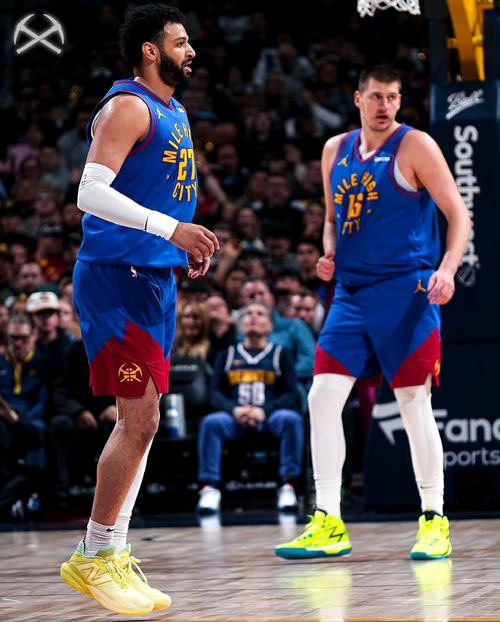 布鲁斯-布朗:我和很多超巨合作过 约基奇能让比赛变得最简单