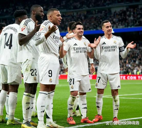 五大联赛进攻三区完成传球数：佩德里断档领先，皇马4人进前十