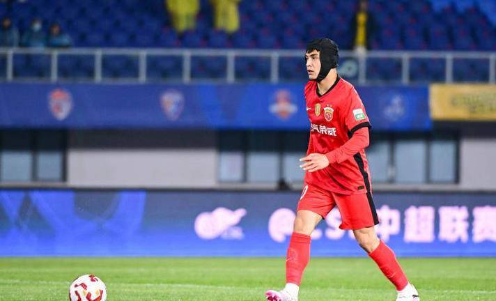 海港先丢球！吾米提江贴人不紧，荒木隼人头球破门，海港0-1广岛