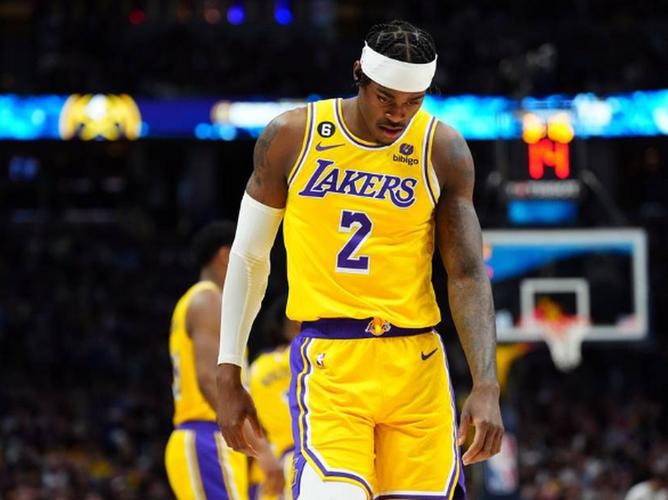 范德比尔特晒新赛季定妆照:开启生涯第8️⃣个赛季