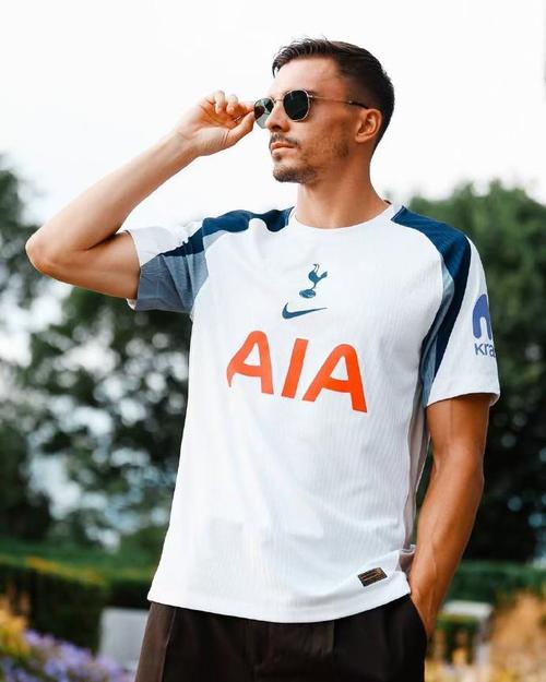 数据机构公布九月份铲球榜：帕利尼亚17次居首，苏亚佐16次居次席