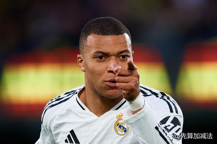 状态正佳！本赛季凯恩每44分钟1球，姆巴佩每61分钟1球