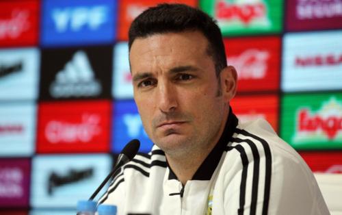 斯卡罗尼:建新球场不是为了卖俱乐部 现在下半场才刚开始