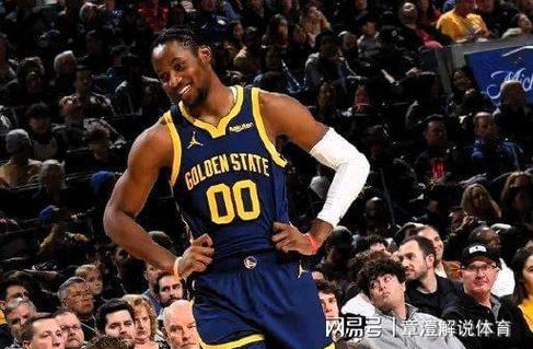 受限制自由球员尘埃落定!格莱姆斯托马斯资质报价 库明加2年合同