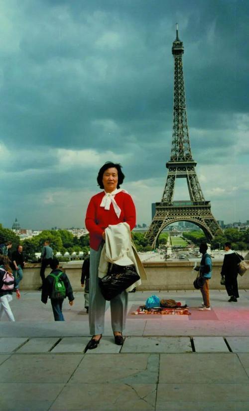 为了兄弟!太阳报:73岁前球员跑马拉松为阿尔茨海默症协会筹善款