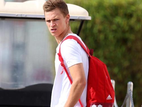 基米希:来拜仁10年经历8任主帅,能和同一教练进入新赛季是好事