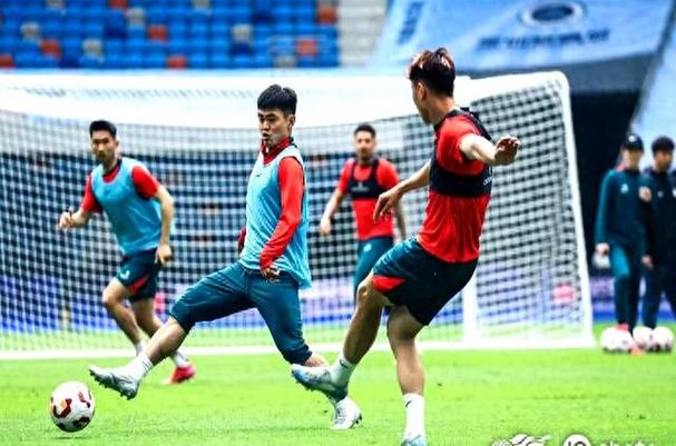 深圳新鹏城全队集中，开启下一阶段备战💪