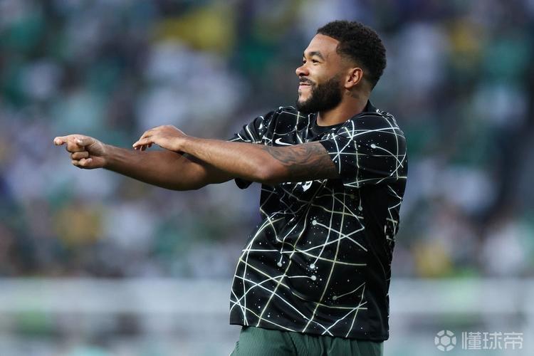 马雷斯卡:我们在帮助拉维亚摆脱伤病,像里斯-詹姆斯一样变健康