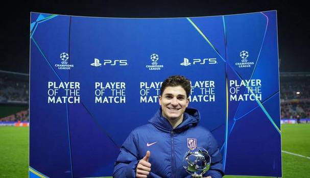 阿尔瓦雷斯:很高兴获得马竞9月最佳奖项,希望保持这连胜势头