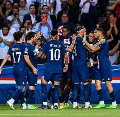 穆迪:教练组正在尝试一些不同的战术思路 这算是全新的体系!