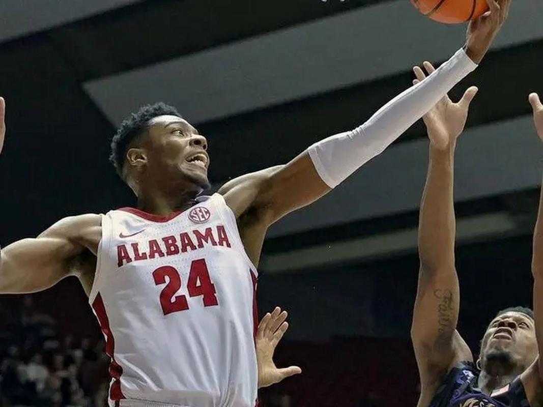 黄蜂总裁：布兰登-米勒攻防都很出色 在更衣室也能发挥领导作用