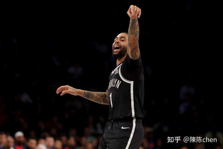 浓眉晒照为生涯第14季预热 队友拉塞尔、欧文和弗拉格均有亮相!