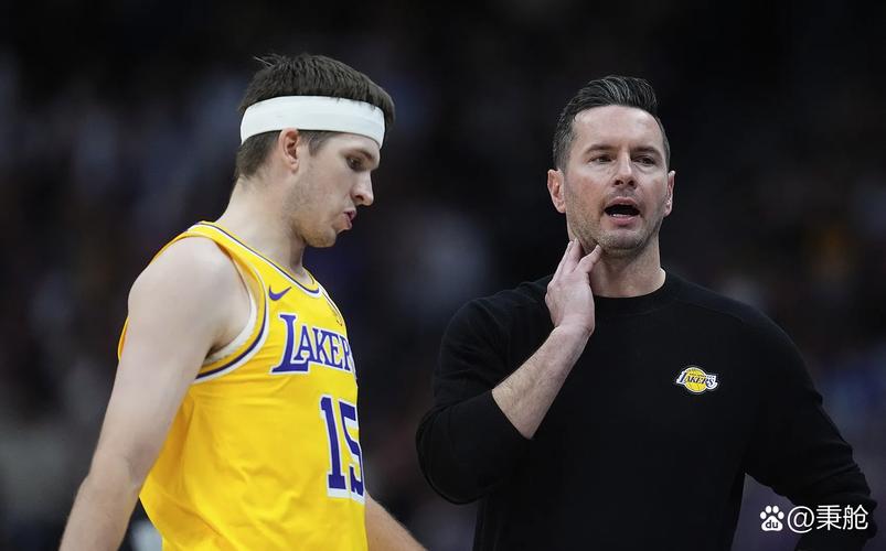 雷迪克：太阳很多战术理念和体系都很棒 这在防守端体现得更明显