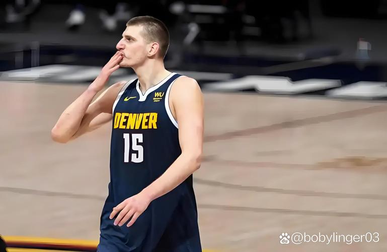 约基奇谈国际篮球:打不同风格的篮球对自己很有帮助