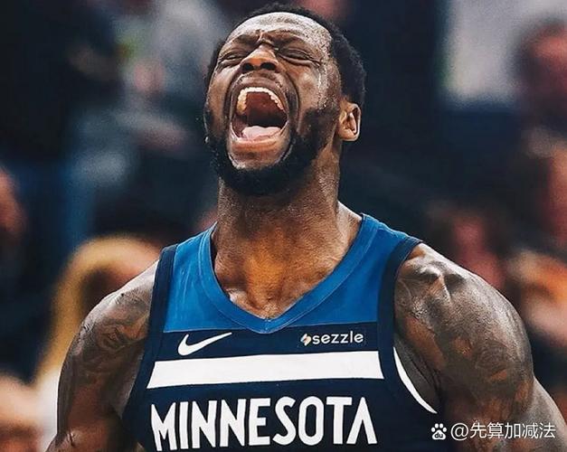 格纳布里:凯恩一半的身体就像机器人,他的表现令人吃惊