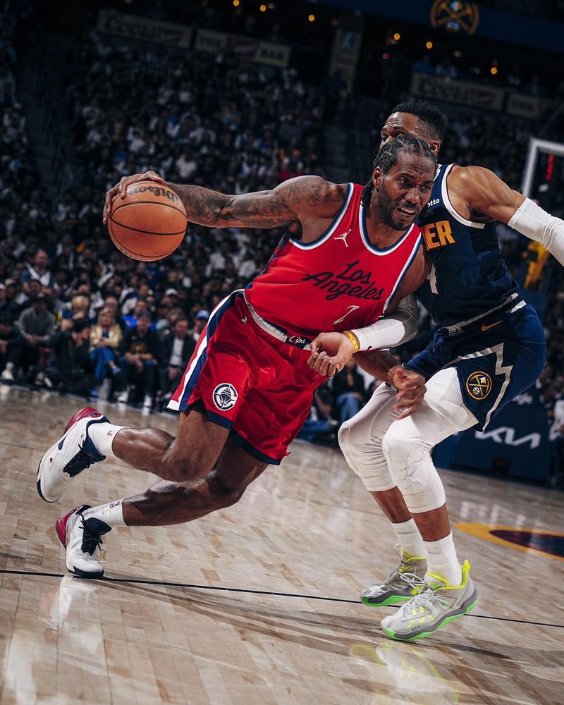 莱昂纳德:现在的NBA基本就是拼进攻篮板和转换进攻