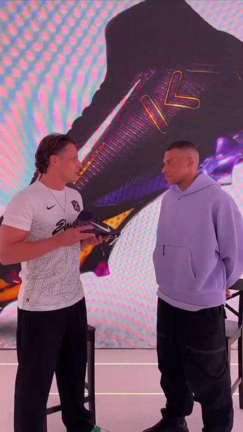 姆巴佩社媒向中国球迷送中秋祝福：别忘了和我分享下月饼和团圆饭