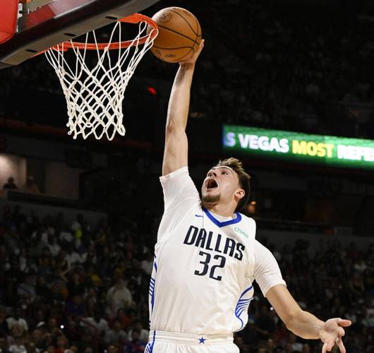 惊艳表现!弗拉格14分钟6投3中&三分3中2砍下10分6板3助1帽