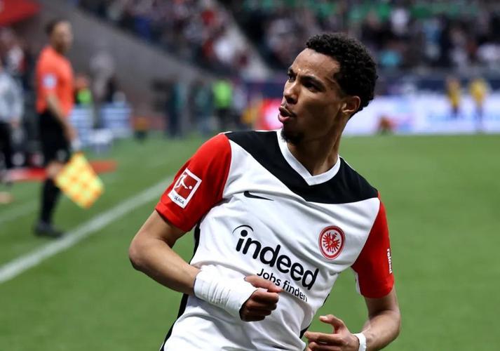 热刺前锋库杜斯本赛季被抢断21次,超过欧洲五大联赛其他任何球员