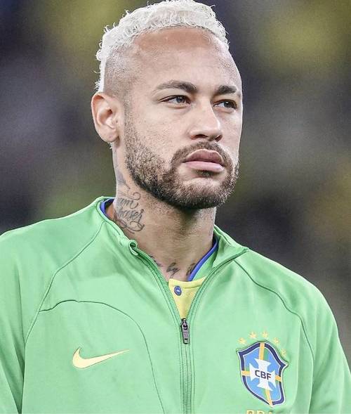 内马尔社媒致敬阿尔巴:很荣幸成为你职业生涯的一部分