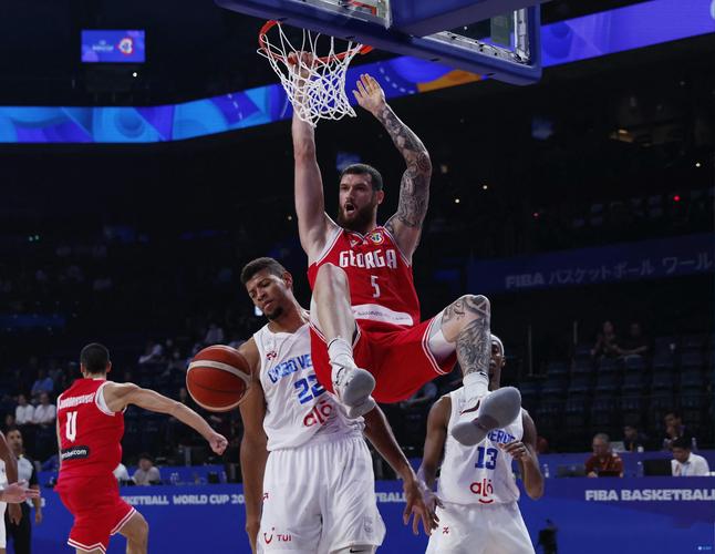 仅差一步首进世界杯!佛得角平局仍握出线主动,喀麦隆落后2分第2