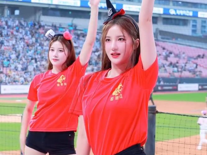 浙江主场啦啦队晒舞蹈视频：假期最后一天 你准备好明天上班吗？