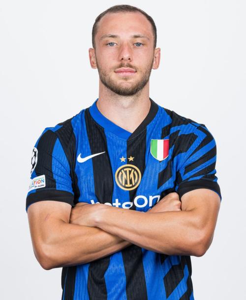 卡洛斯-奥古斯托:为国家队出战是每个球员的梦想,重获信任很棒